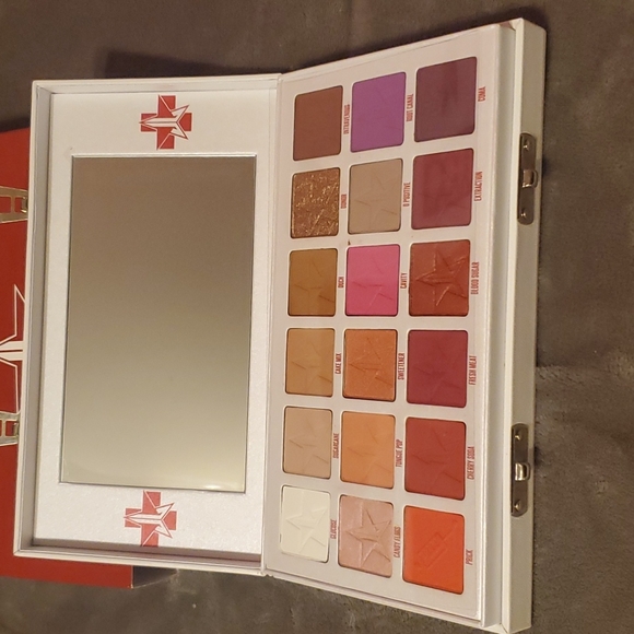 💫 Jeffree Star Anniversary Edition Blood Sugar Palette - Picture 4 of 10
